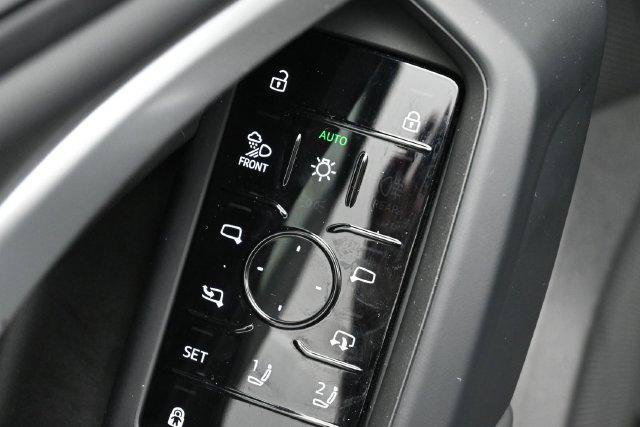 Used 2026 Audi Q5 Premium Plus AWD/4WD image 12
