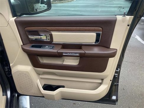 Used 2017 RAM 1500 Laramie w/ Convenience Group image 33