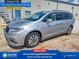 Used 2021 Chrysler Pacifica Touring FWD video 1