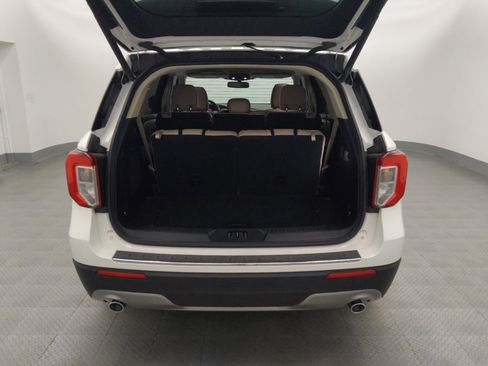 Used 2020 Ford Explorer Limited AWD/4WD image 29