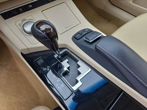 Used 2013 Lexus ES 350 image 32