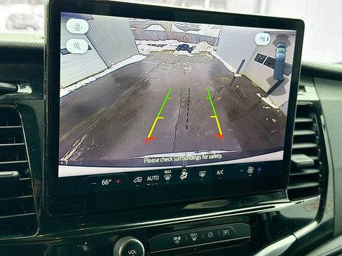 Used 2024 Ford Transit 350 XLT image 16