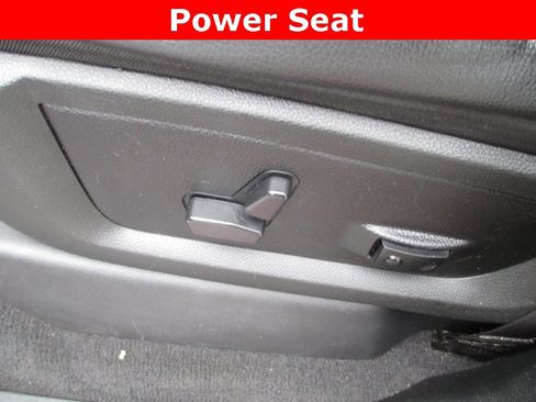 Used 2024 RAM 3500 Laramie w/ Night Edition image 27