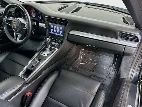 Certified 2017 Porsche 911 Targa 4S image 28