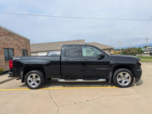 Used 2016 Chevrolet Silverado 1500 Custom w/ Trailering Package AWD/4WD image 4