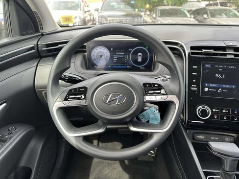 Used 2024 Hyundai Tucson SE AWD/4WD image 12