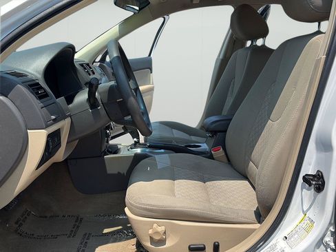 Used 2012 Ford Fusion SE FWD image 18