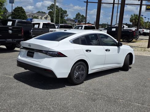 New 2026 Nissan Sentra S w/ Floor Mat Package FWD image 6