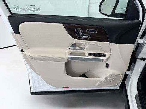 Certified 2026 Mercedes-Benz GLB 250 image 22