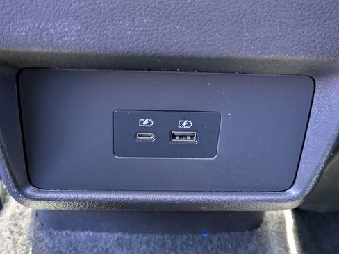 Used 2023 Nissan Rogue SV w/ SV Premium B Package image 13