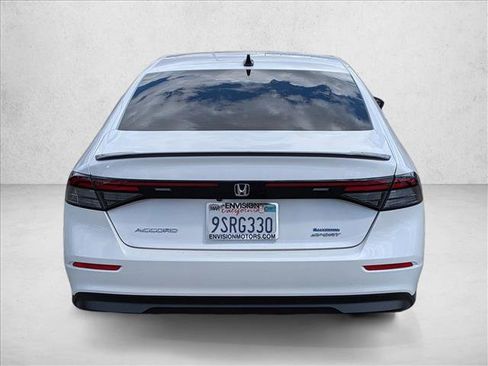Used 2025 Honda Accord Sport image 7