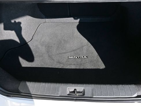Used 2024 Nissan Sentra SV FWD image 18