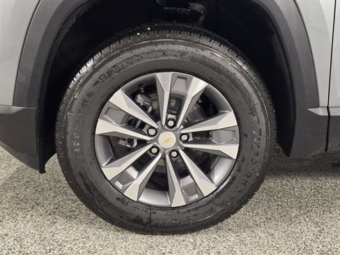 New 2026 Chevrolet Equinox LT FWD image 13