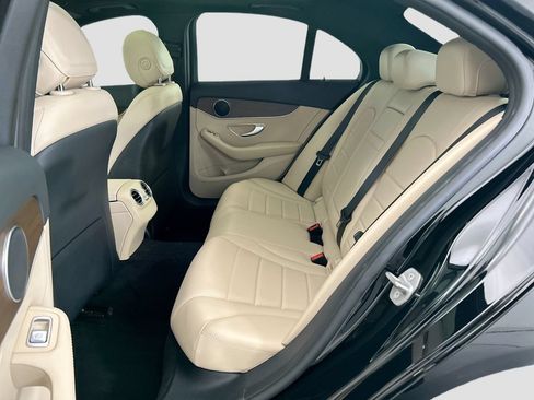 Used 2021 Mercedes-Benz C 300 Sedan image 19