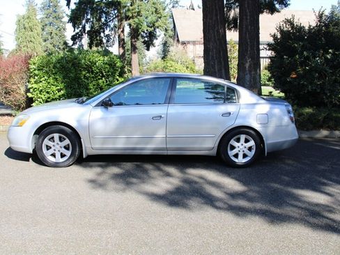 Used 2004 Nissan Altima 2.5 S w/ Convenience Pkg image 12