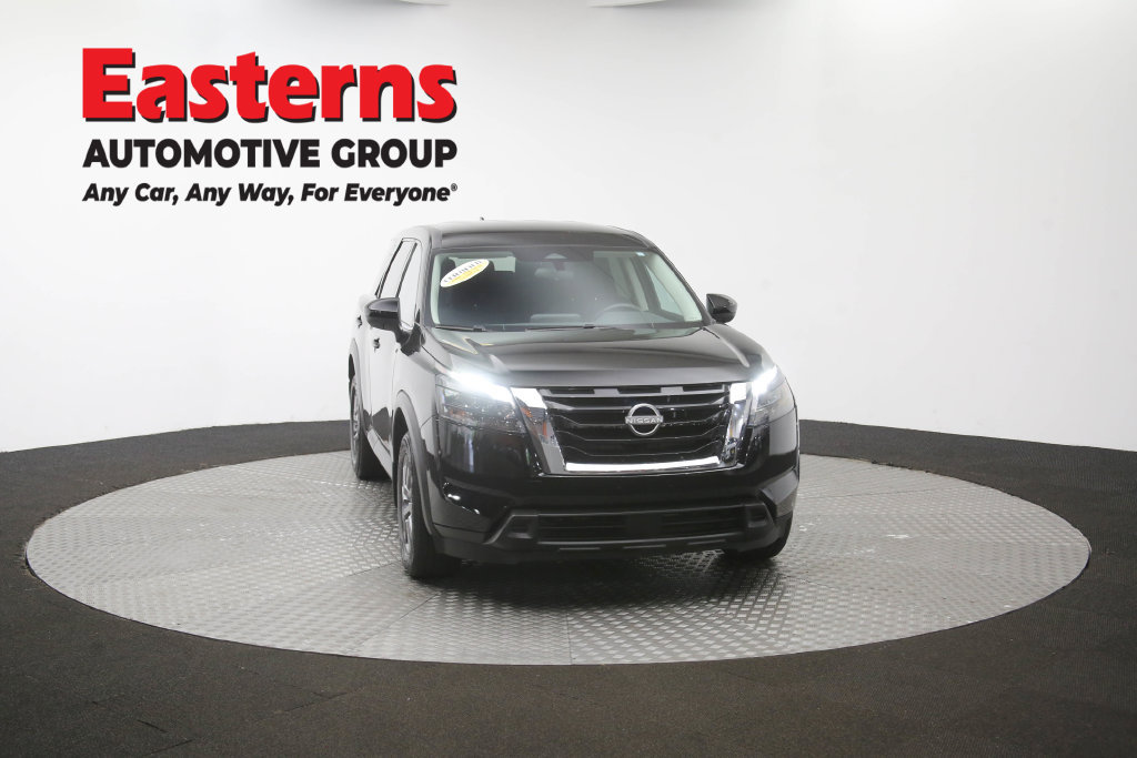 Used 2023 Nissan Pathfinder S AWD/4WD image 54
