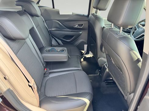 Used 2016 Buick Encore Convenience FWD image 12