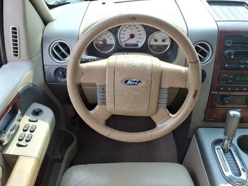 Used 2006 Ford F150 Lariat AWD/4WD image 6