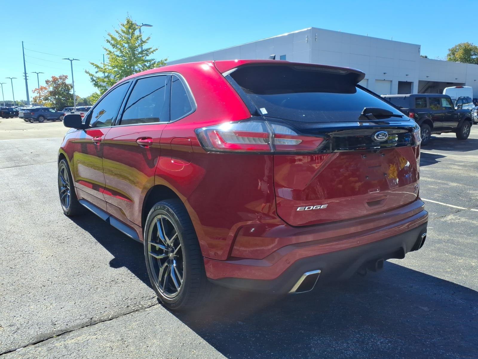 Used 2020 Ford Edge ST w/ Equipment Group 401A AWD/4WD image 8