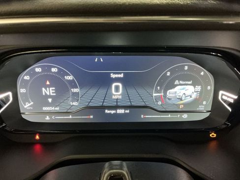 Used 2023 GMC Yukon XL Denali Ultimate w/ LPO, Floor Liner Package image 18