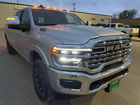 New 2026 RAM 2500 Limited AWD/4WD image 2