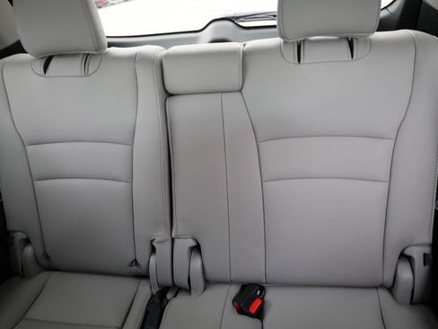 Used 2016 Honda Pilot EX-L image 17