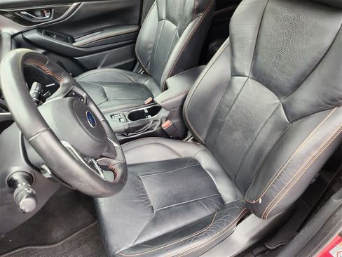 Used 2019 Subaru Crosstrek 2.0i Limited w/ Moonroof Package w/Navigation image 13