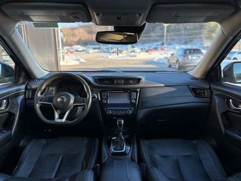 Used 2017 Nissan Rogue SL w/ SL Premium Package AWD/4WD image 25