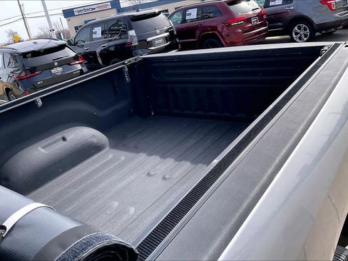 Used 2019 RAM 2500 Big Horn image 31