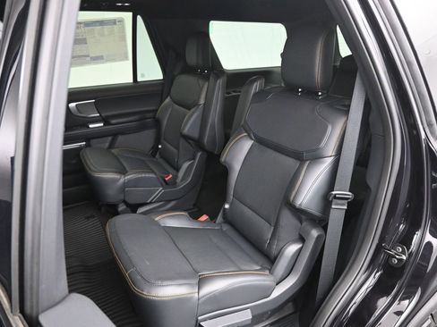 New 2026 Ford Expedition Tremor image 13