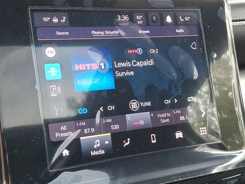 New 2025 Jeep Grand Cherokee Altitude image 12