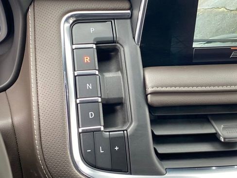 Certified 2024 GMC Yukon SLT image 13