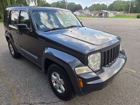 Used 2011 Jeep Liberty Sport w/ Popular Equipment Group AWD/4WD image 14