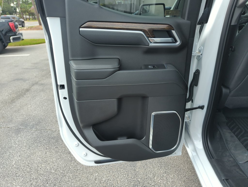 Used 2025 GMC Sierra 1500 Elevation AWD/4WD image 26