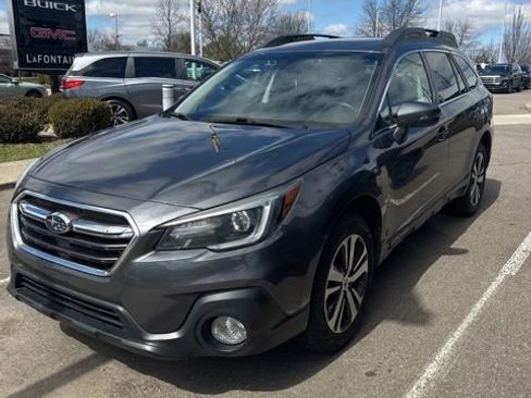 Used 2019 Subaru Outback 2.5i Limited image 1
