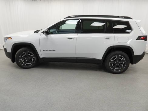 New 2026 Jeep Cherokee Limited AWD/4WD image 14