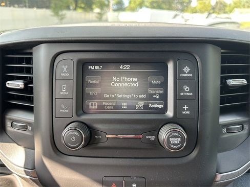 Used 2024 RAM 2500 Tradesman w/ Chrome Appearance Group image 23