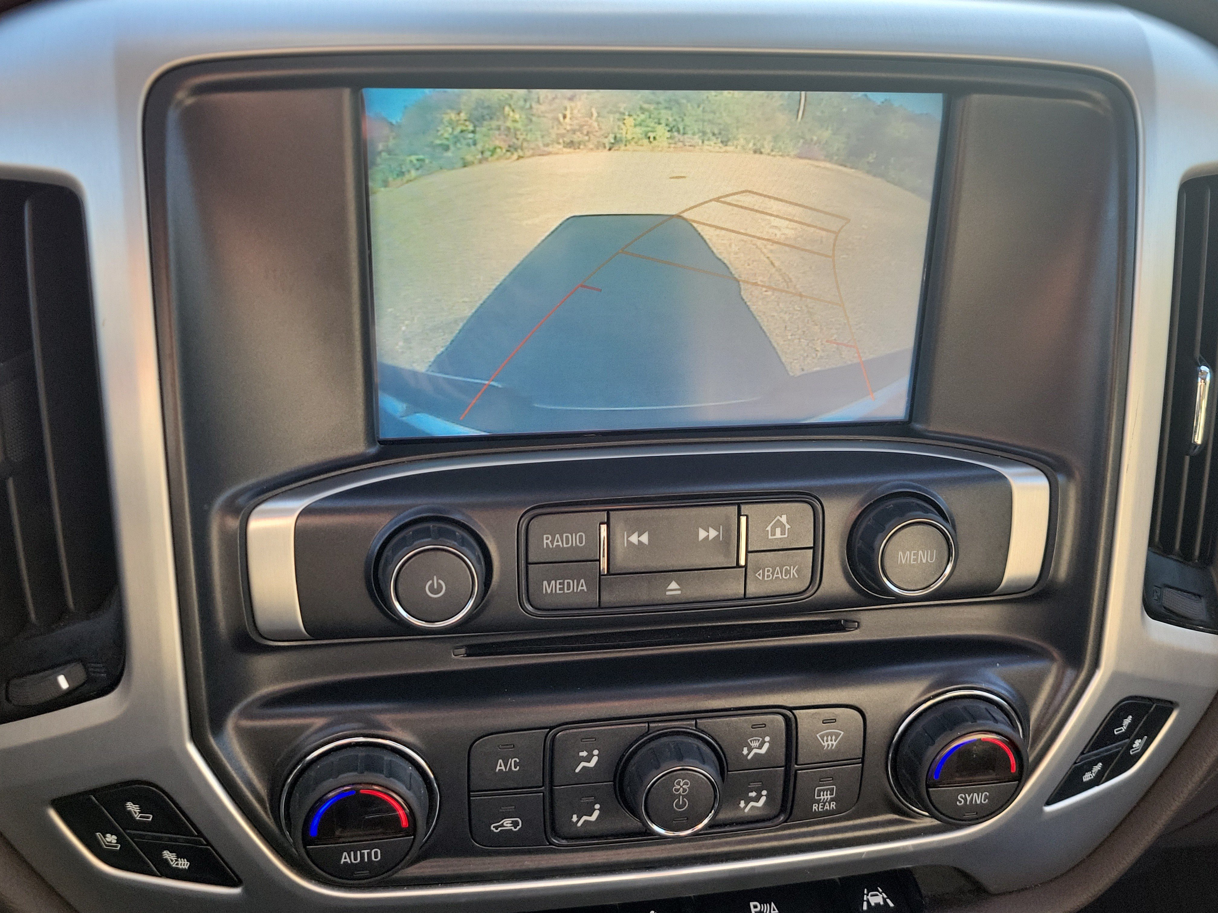 Used 2018 GMC Sierra 1500 SLT AWD/4WD image 26
