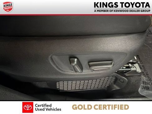 Used 2025 Toyota Sienna XLE Woodland Edition AWD/4WD image 12