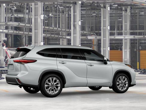 New 2026 Toyota Highlander Limited AWD/4WD image 11