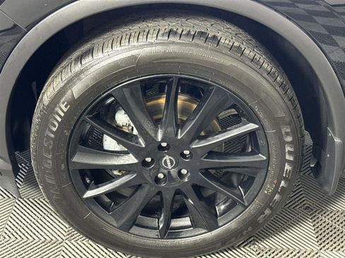 Used 2024 Nissan Murano SV w/ SV Midnight Edition Package image 10