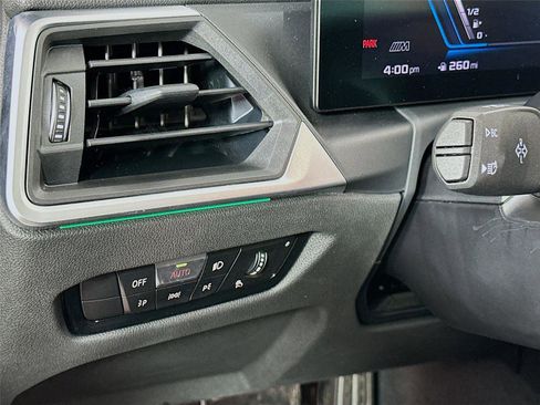 Used 2023 BMW M2 image 10