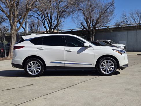 Used 2024 Acura RDX SH-AWD image 5