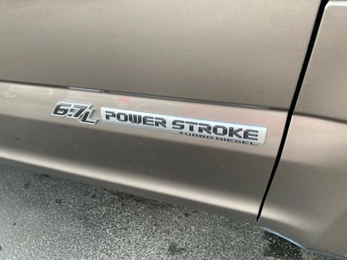 Used 2019 Ford F350 King Ranch w/ King Ranch Ultimate Package image 3