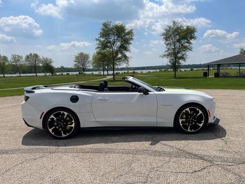 Used 2023 Chevrolet Camaro SS RWD image 26
