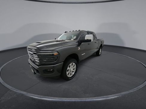New 2026 RAM 2500 Laramie AWD/4WD image 4