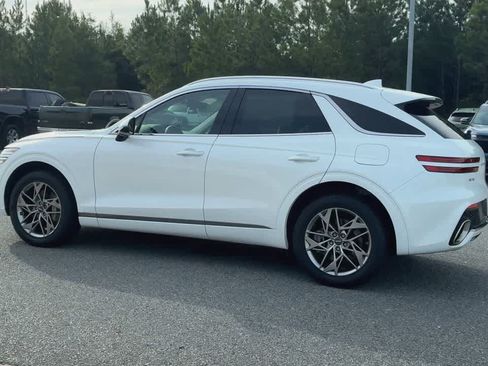 Used 2025 Genesis GV70 2.5T AWD/4WD image 6