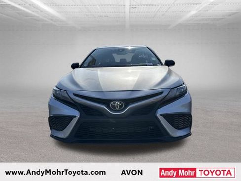 Used 2022 Toyota Camry SE w/ Convenience Package AWD/4WD image 2
