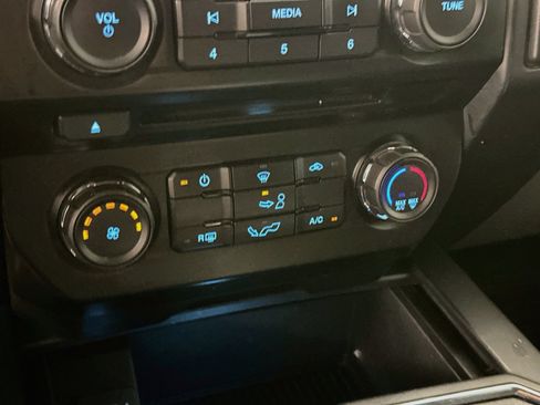 Used 2018 Ford F150 XL w/ Equipment Group 101A Mid AWD/4WD image 23