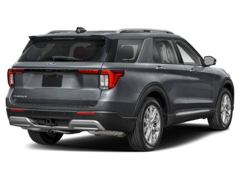 Used 2025 Ford Explorer Platinum AWD/4WD image 2